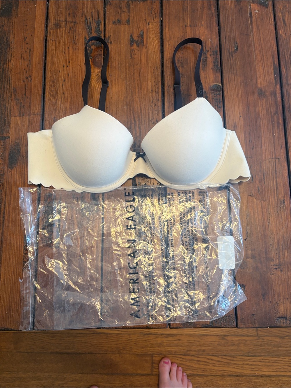 aerie Cream Bra with Black Straps and Scalloped Band